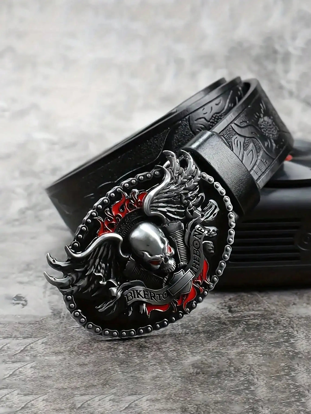 HERSHINE Men's Vintage Embossed Leather Belt (1 Piece), Skull Ghost Buckle, Y2K Gothic Punk Rock Hip Hop Accessory，spring，summer
