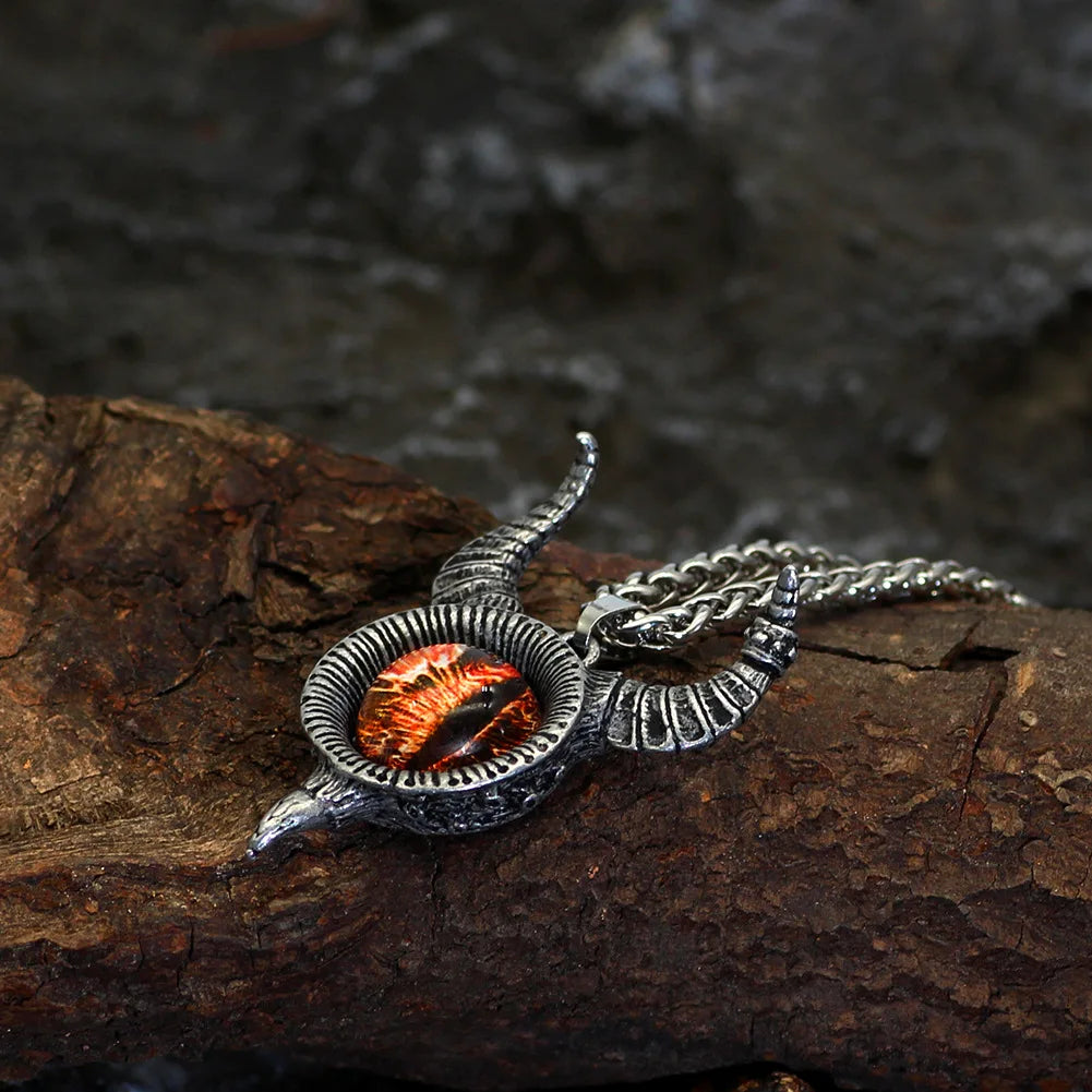 Retro Devil Eyes Pendant Necklace Punk Hip Hop Necklace New Men's Fashion Vintage Creative Personality Jewelry Gift