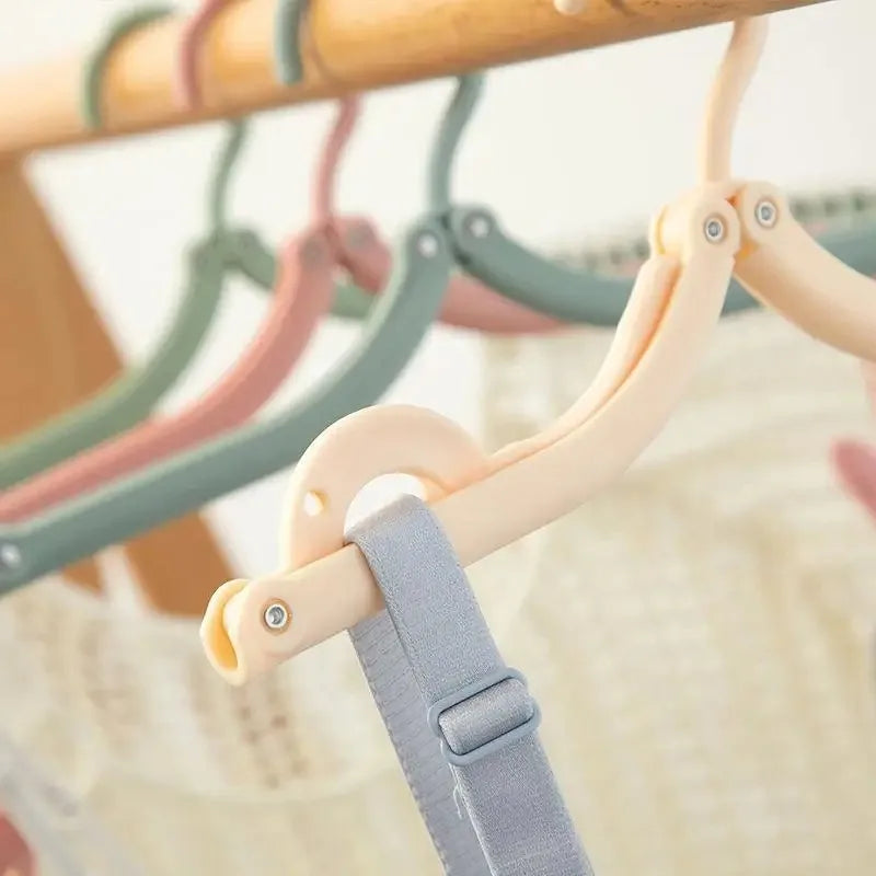 Portable Folding Clothes Hanger Multi-Functional Retractable Design for Outdoor Business Travel And Student Dormitory Use