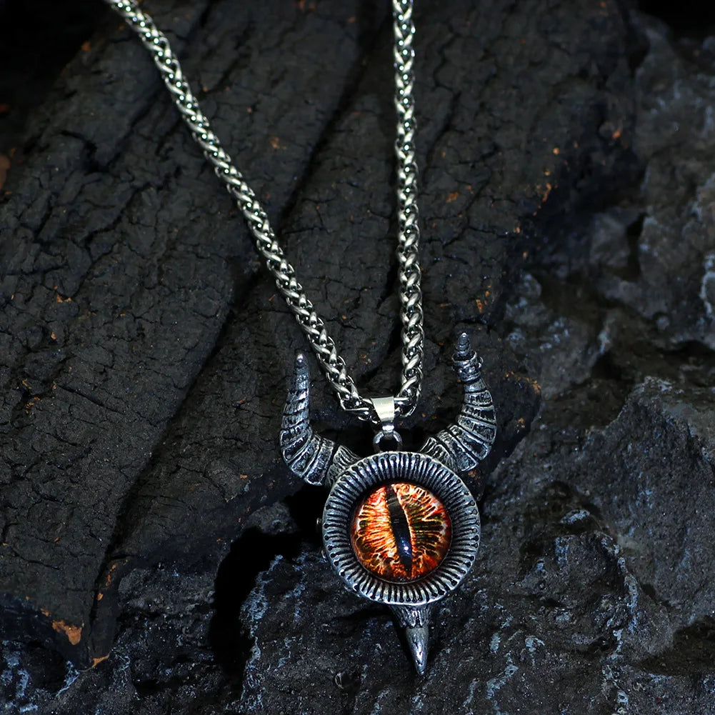 Retro Devil Eyes Pendant Necklace Punk Hip Hop Necklace New Men's Fashion Vintage Creative Personality Jewelry Gift
