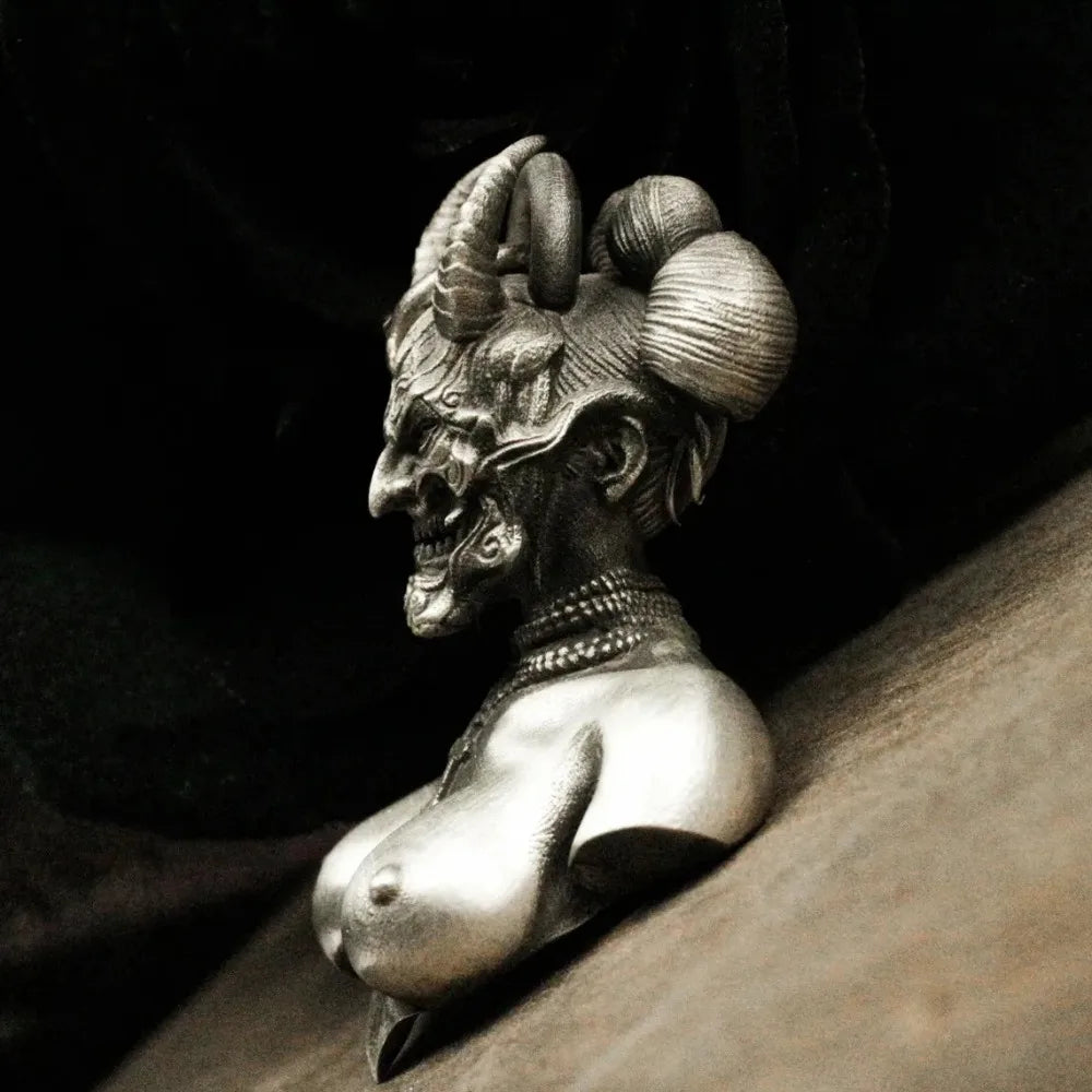 Retro Gothic Dark Demon Pendant Necklace for Men Women Punk Hip Hop Horror Horn Mask Necklaces Statement Jewelry Gift